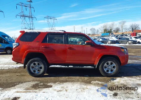 2021 Toyota 4Runner Sr5 из США, поврежденный, VIN JTEMU5JRXM5925101